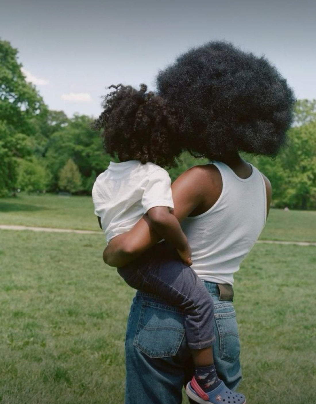 Summer Hacks for Busy Mums Who Want to Feel Put Together (Without the Stress)