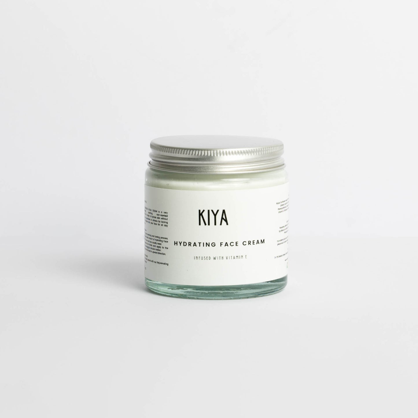 HYDRATING FACE CREAM infused with vitamin E