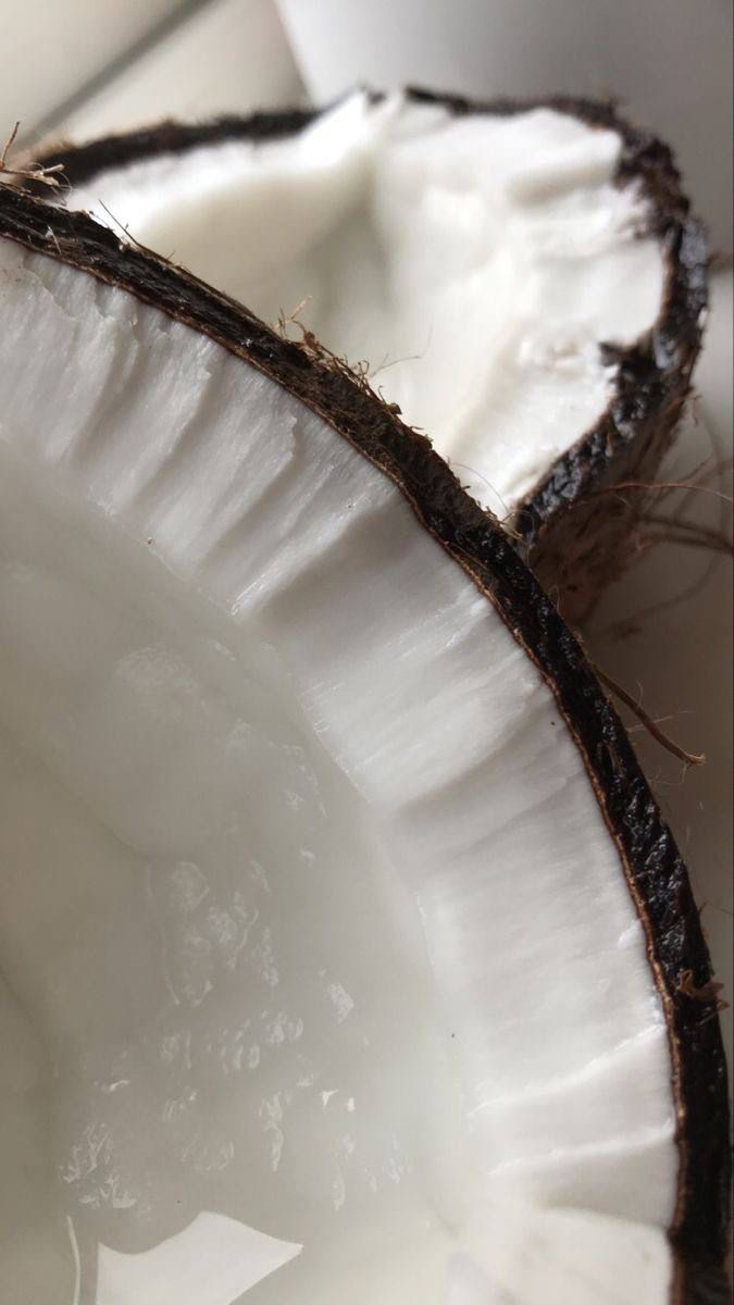 Shea Body Scrub with Coconut & Rose Petals – 250ml